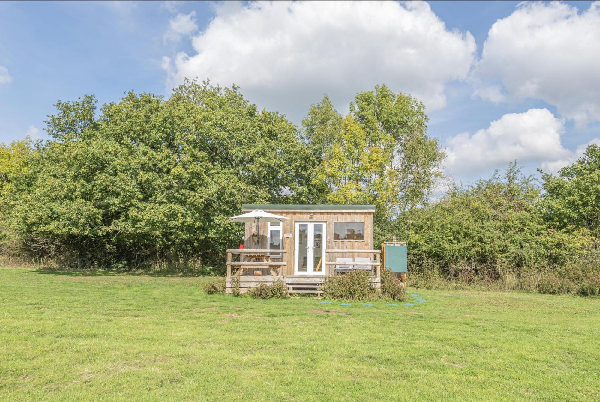 Dartmoor Reach Alpaca Farm Heated Cabins 5 Mins Drive To Dartmoor Bovey Tracey Zewnętrze zdjęcie